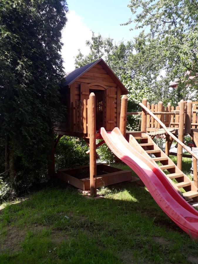 Pokoje Goscinne Jaworowy Буковина Татжанска Екстериор снимка