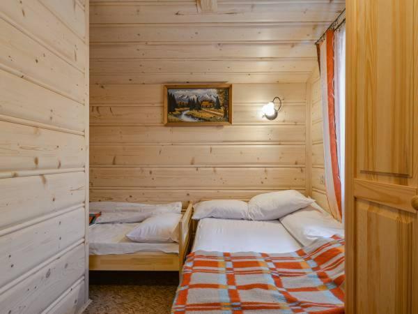 Pokoje Goscinne Jaworowy Буковина Татжанска Екстериор снимка